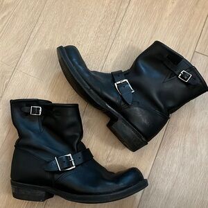 FRYE boots // black motorcycle short leather boots // US 9 women’s